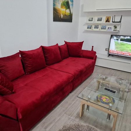 Red.96 Daire Navodari Dış mekan fotoğraf