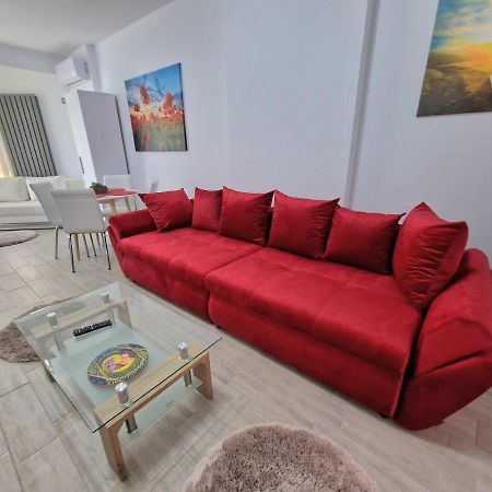 Red.96 Daire Navodari Dış mekan fotoğraf