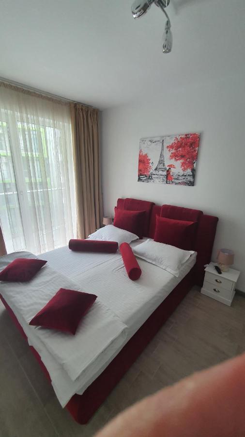 Red.96 Daire Navodari Dış mekan fotoğraf
